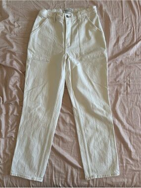 Abercrombie & Fitch Cream High-Rise Straight Jeans